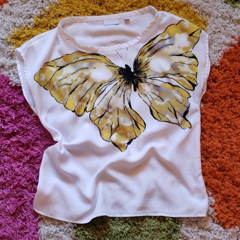 Butterfly top by NY & Company
